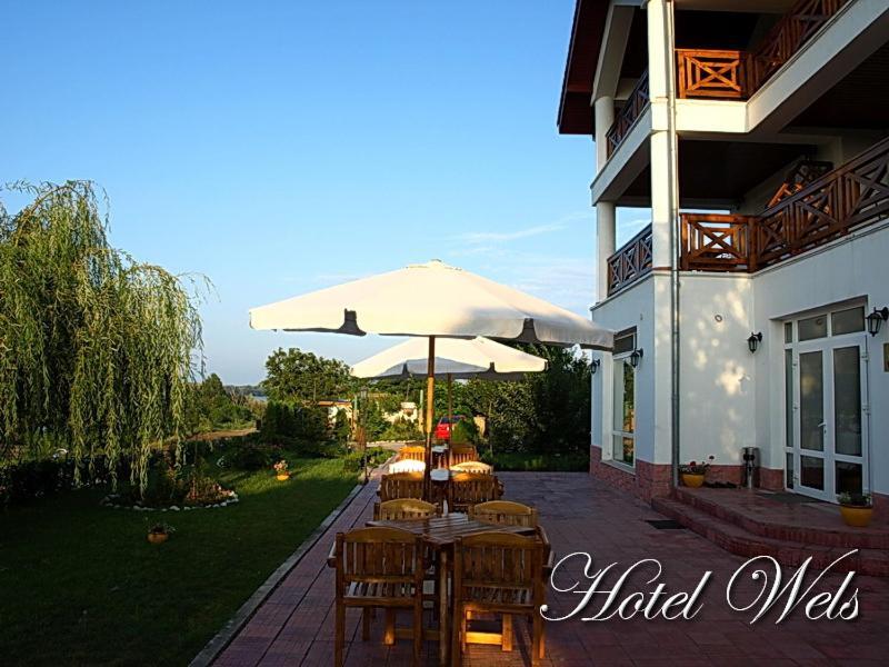 Hotel Wels Băltenii de Sus Buitenkant foto