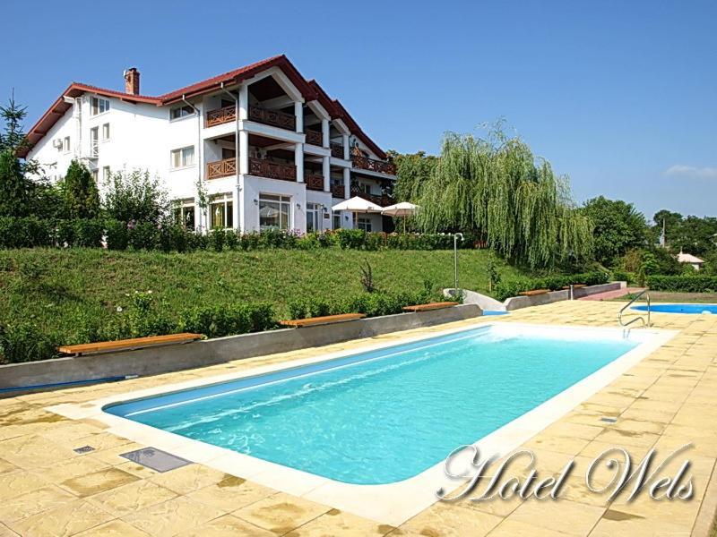 Hotel Wels Băltenii de Sus Buitenkant foto