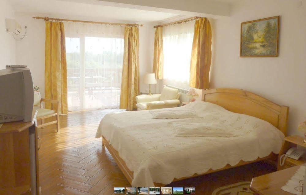 Hotel Wels Băltenii de Sus Buitenkant foto